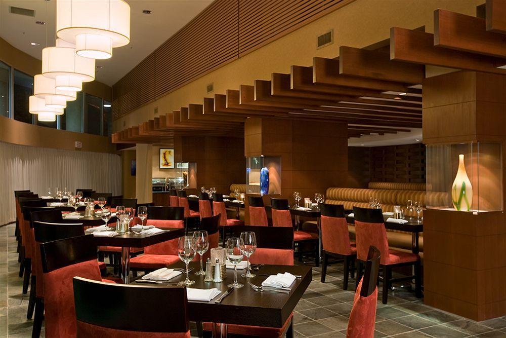 Radisson Hotel Vancouver Airport Richmond Restaurant photo
